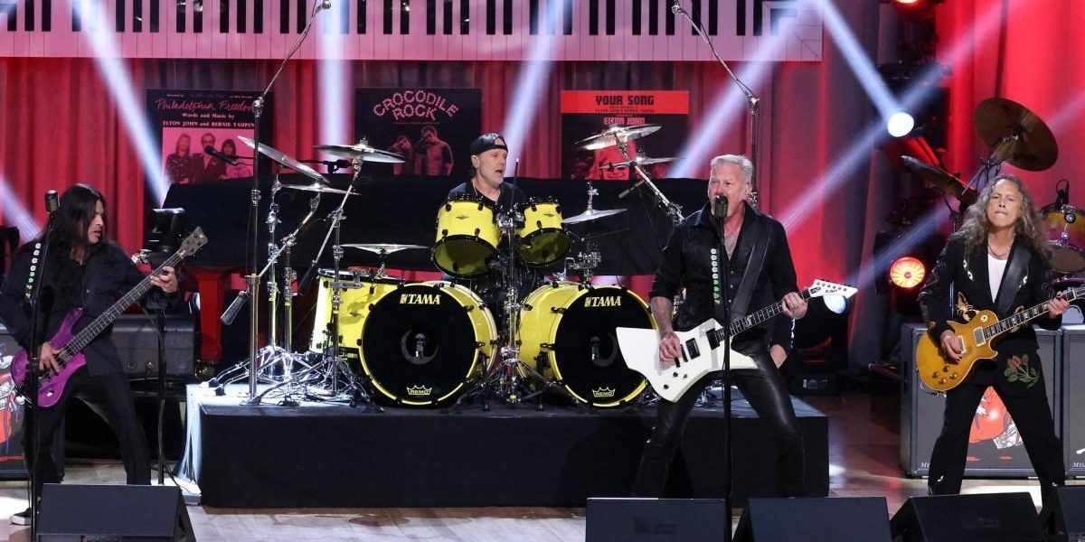 Legendary metal band plays their longest song live for the first time