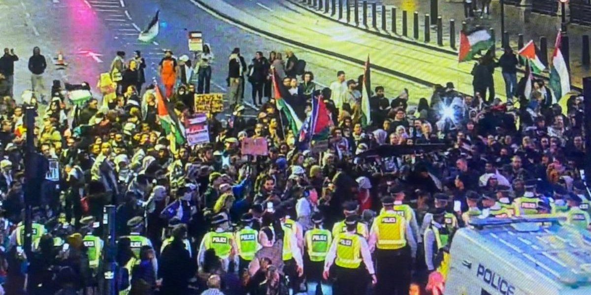 Palestine march in London results in 40 arrests and police officers injured |  British news