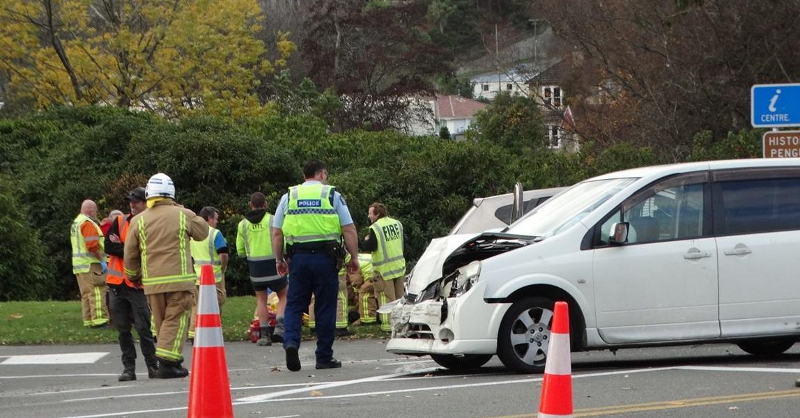 Six children taken to hospital after crash in Oamaru